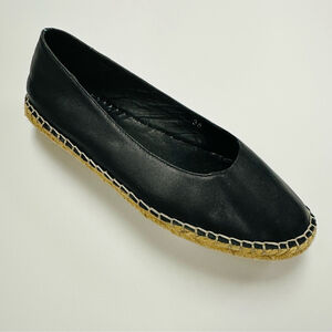 Sarah Pacini Black leather ballet flat espadrilles Size 38
Slip on no heel